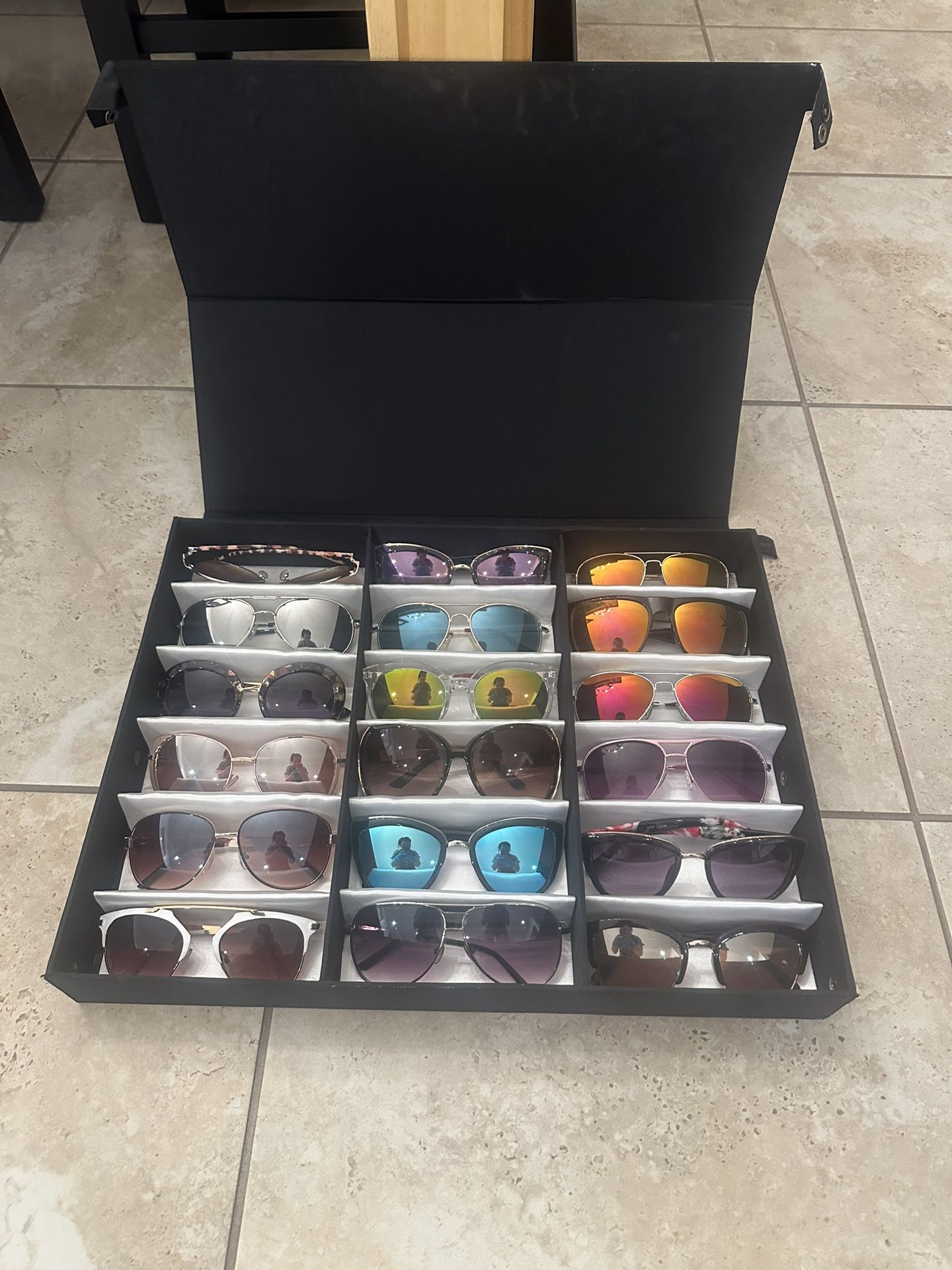 Sun Shades Collection With Case 