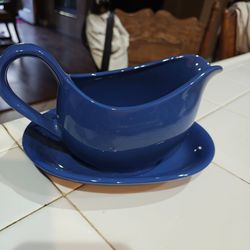 Mervyn's Japan Cobalt Blue Gravy Boat with Underplate