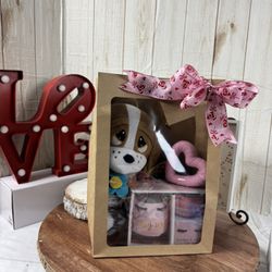 Valentines Gift Bag With Puppy Plush And Candle Set.