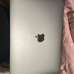 2019 Macbook Air 13”