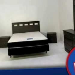 Queen Bedroom Set