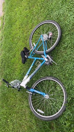 26’ SCHEINN MOUNTAIN BIKE
