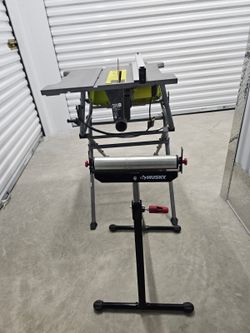 Sierra de Mesa RYOBI 10" 15-Amp con Soporte Plegable — ¡USADA EN PERFECTO ESTADO!!