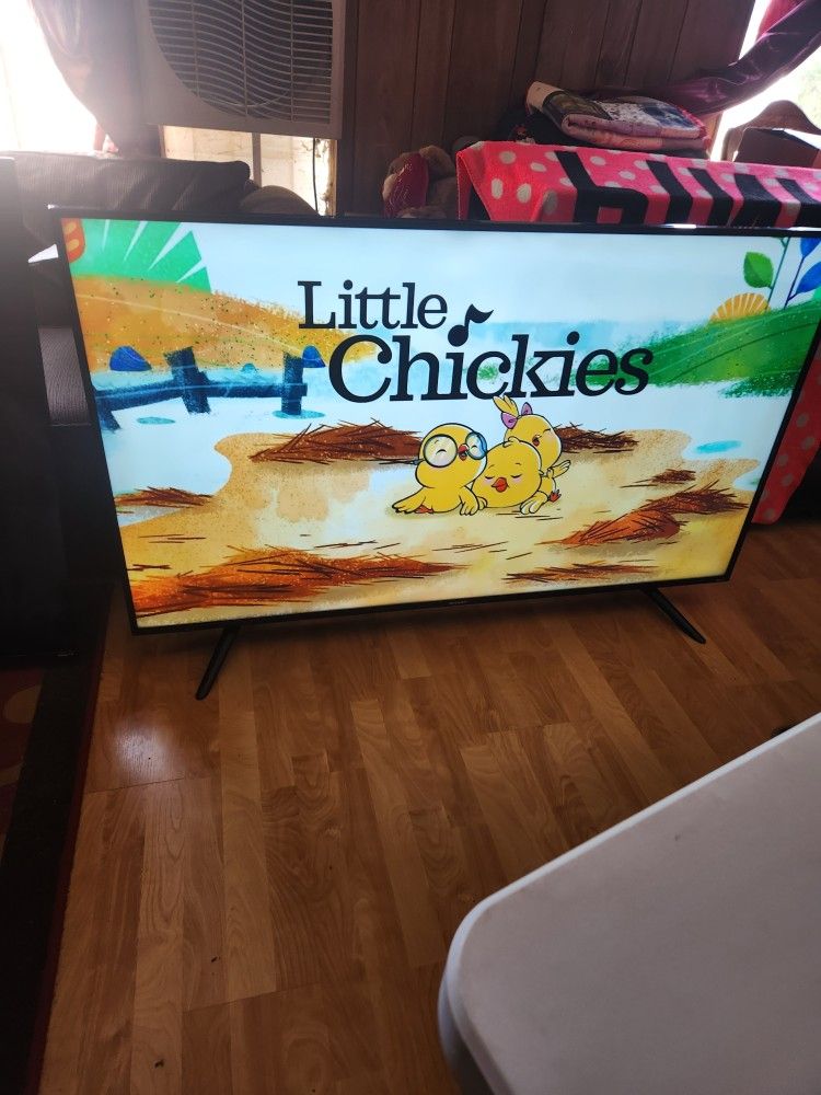 Sharp 65" Inch Class 4K Ultra HD (2160p) Roku Smart Led (LC-65Q7300U)