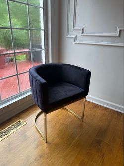 Bar stool