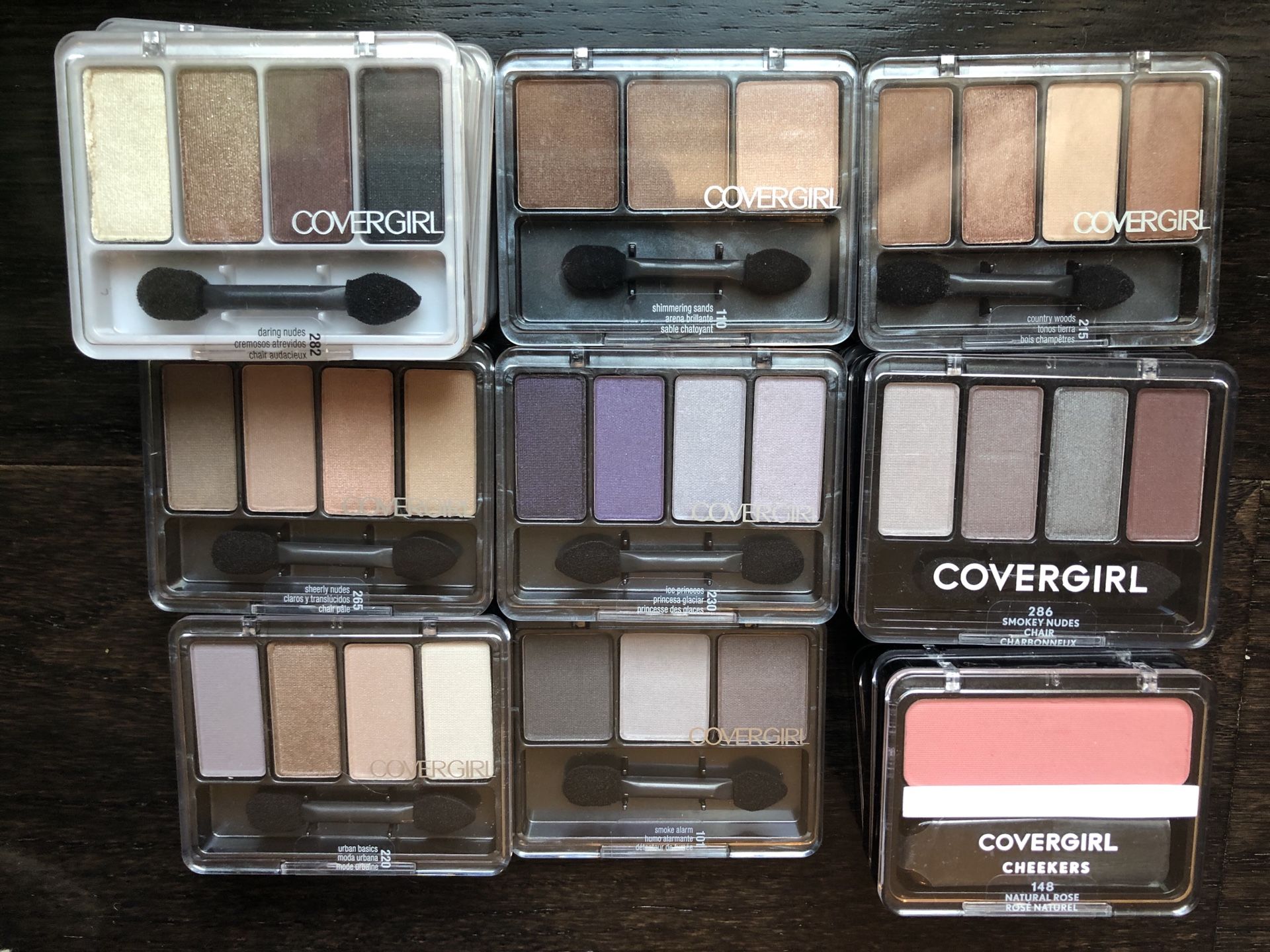 Covergirl eyeshadow or cheeker eye enhancer 3/4 kit -New sealed