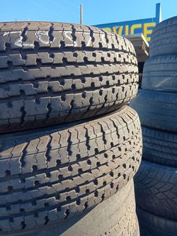 Vendo 2 Llantas Usadas 205 75 14 ST