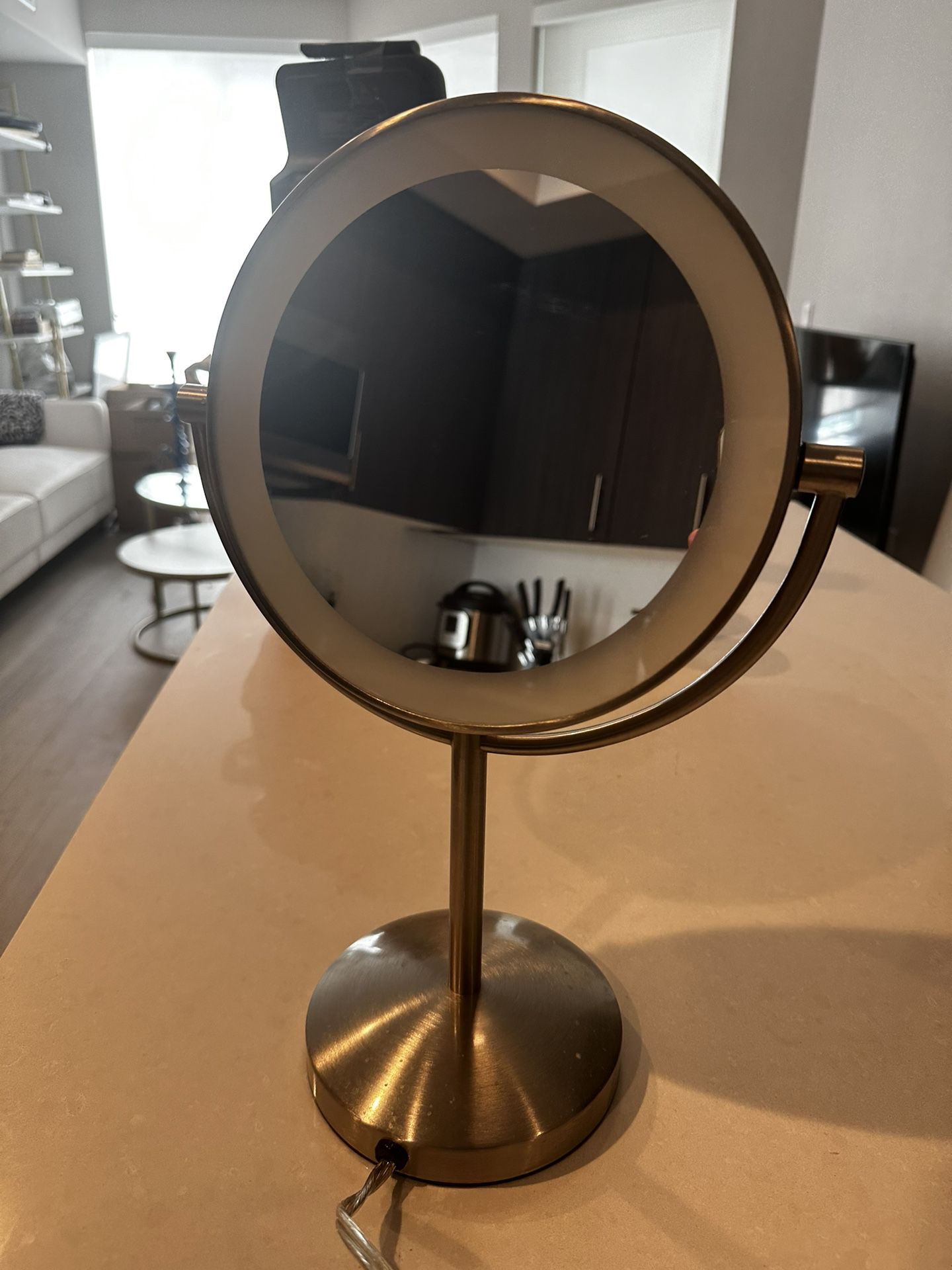 Circular Double Sided Makeup Mirror