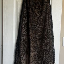 Formal  Dress BCBG Size 0 EUC Prom