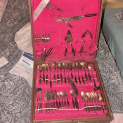 James Thai Flatware Set 