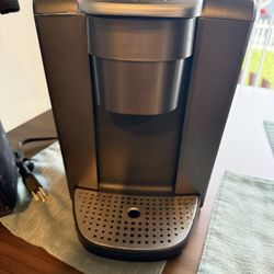 Keurig E-Lite  Single Serve KCup