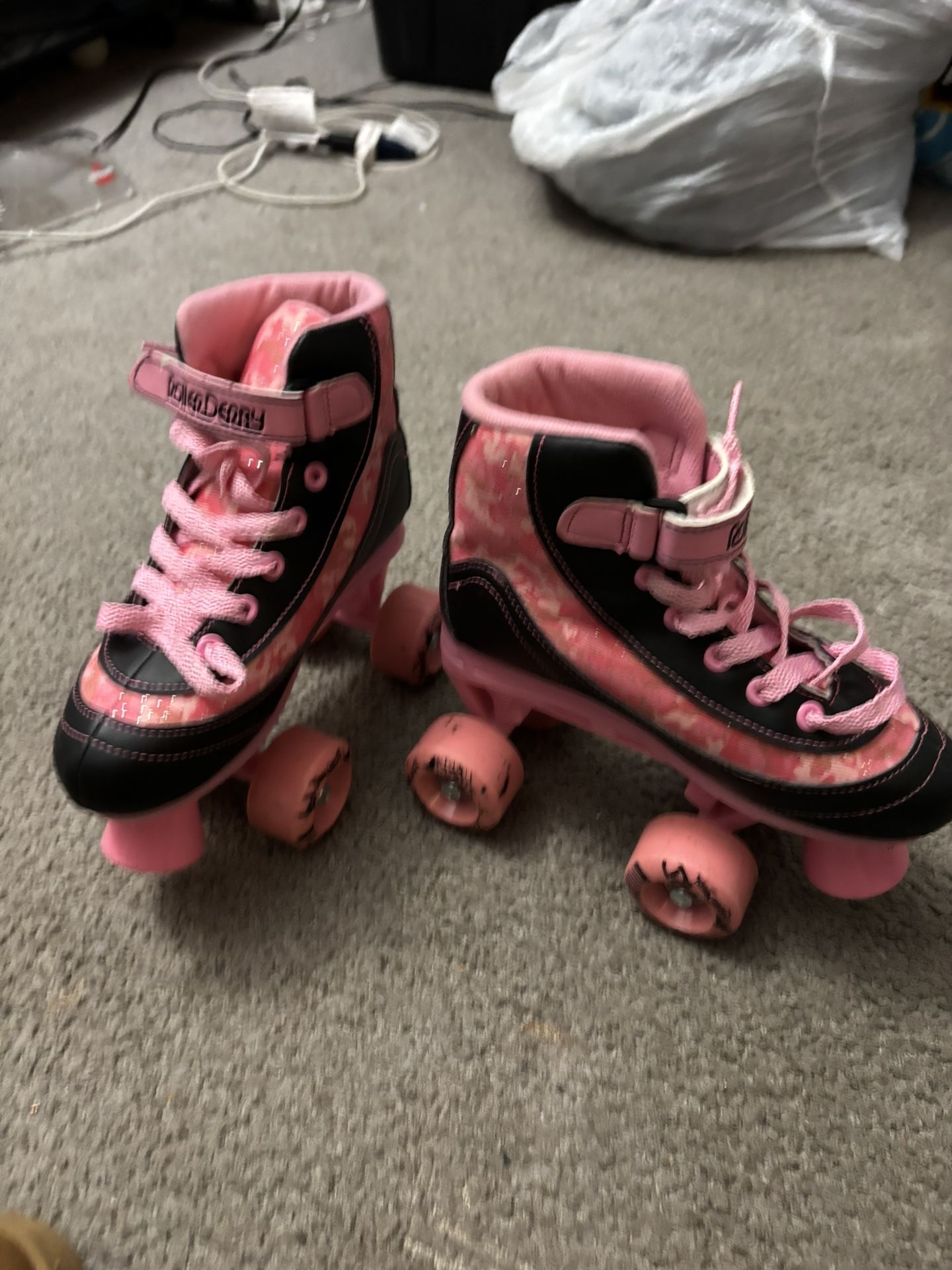 Girls Size 3 Skates