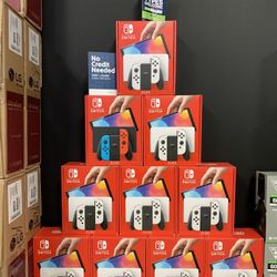 Nintendo Switch - OLED Model **BRAND NEW**