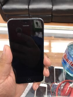 iPhone 5 16gb factory unlocked Mint