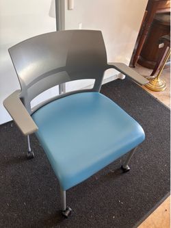 Steelcase Move Stackable Chairs