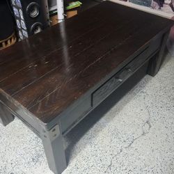 Free Coffee Table