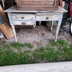 Antique Possum Belly Table 
