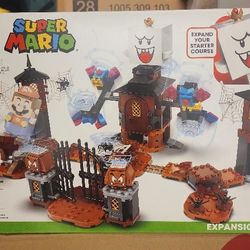 Lego Mario King Boo Haunted Yard 71377