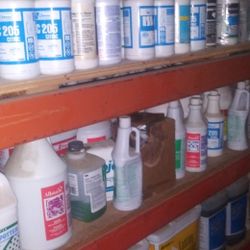 Productos de limpiesa 10 galones $100