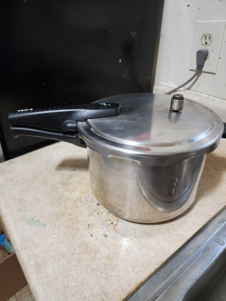 Cooker 