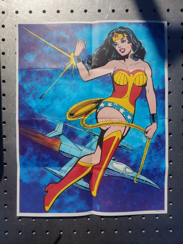 Vintage 1970's DC Comics Super Heroes Friends Poster Cereal Box Prize Classic Wonder Woman Rare 1979