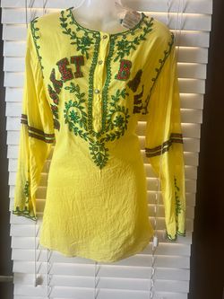 beautiful Lucky Brand blouse