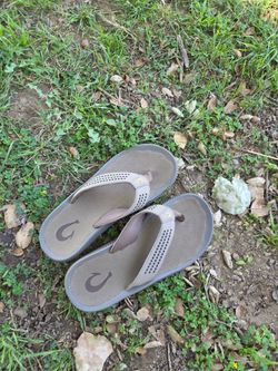 Olukai mens sandals
