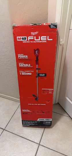 Used like new Milwaukee M18 FUEL 16" String Trimmer Quik-Lok Tool Only
