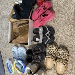 Take All 9pairs of Footwears 