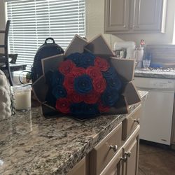 Eternal Rose 20 Count Ramo Buchon 