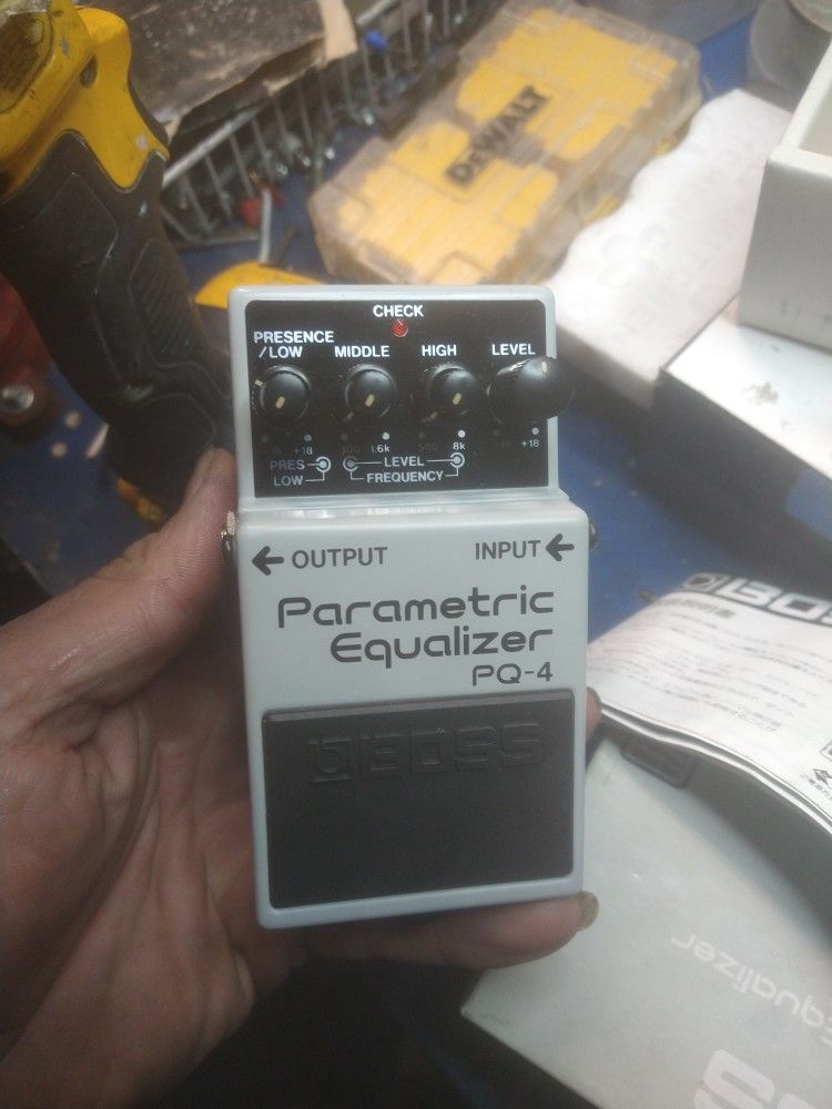 Boss PQ-4 Parametric Equalizer