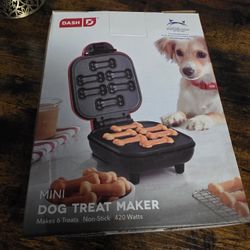 MINI DOG TREAT MAKER