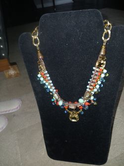 Beautiful  GOLD NECKLACE 16 inches
