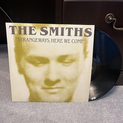The Smiths - Strangeways Here We Come Vinyl Record Black