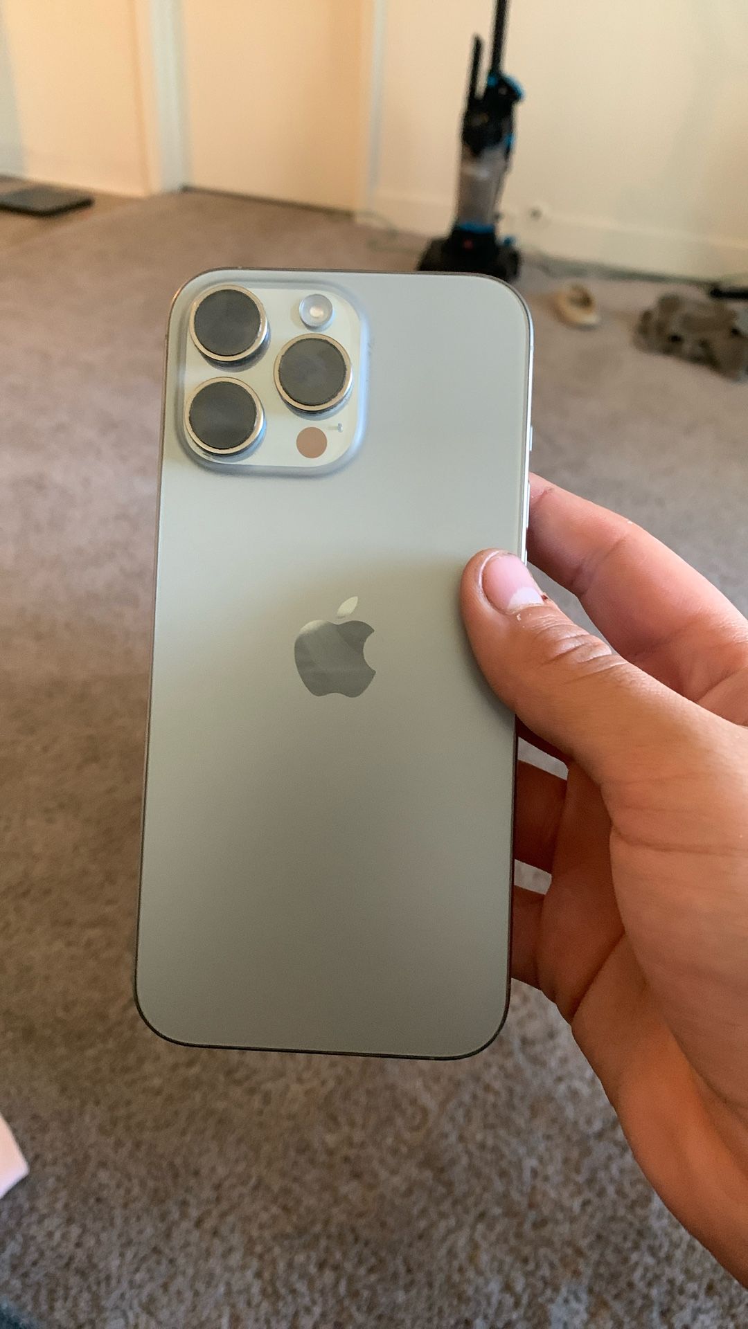 Apple iPhone 16 Pro Max