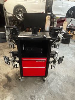 Tire alignment machine
