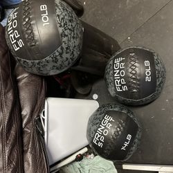 Fringe Sport Medicine Balls