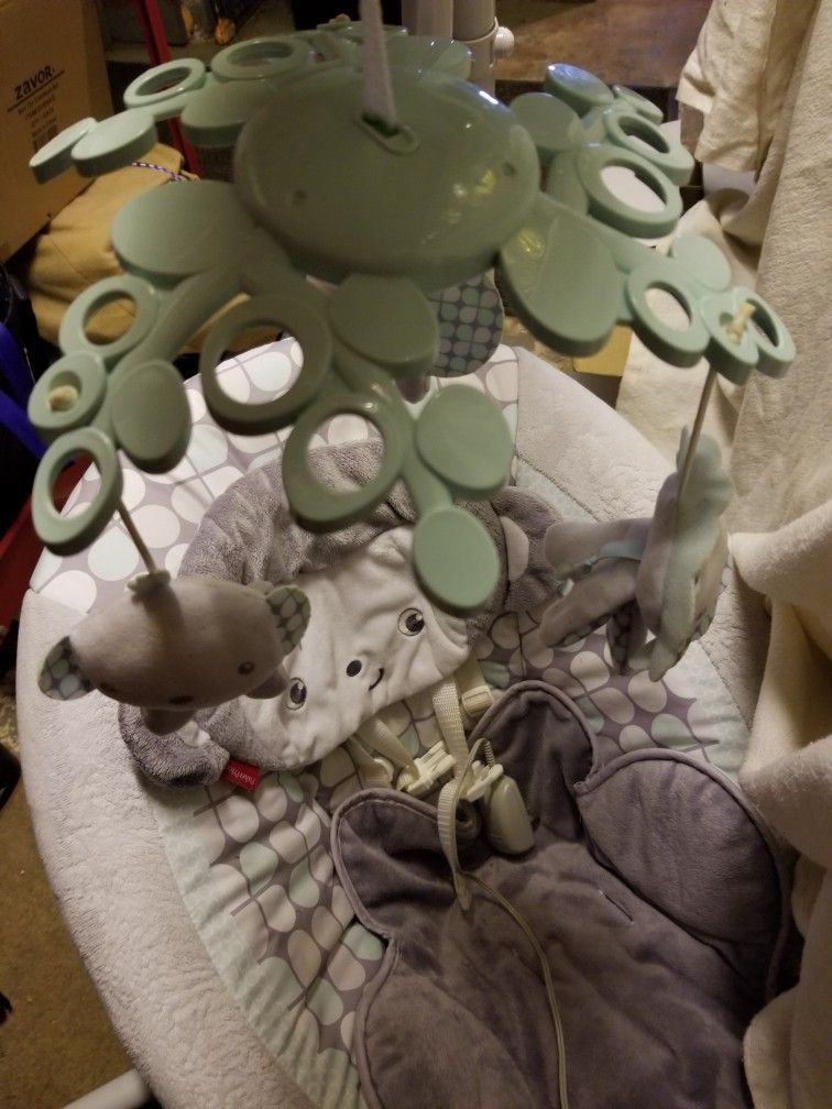 Fisher Price Cradle N Revolve Swing