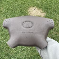 Toyota Tacoma. Parts