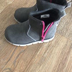 Size 7 Girls Boots