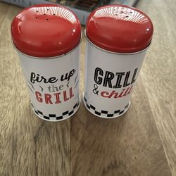 Tin salt & pepper shakers