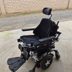 Quantum Edge 3 Power Wheelchair