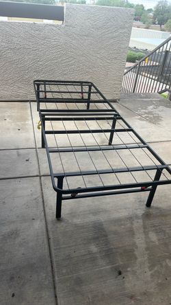 Black Metal Platform Bed Frame Twin