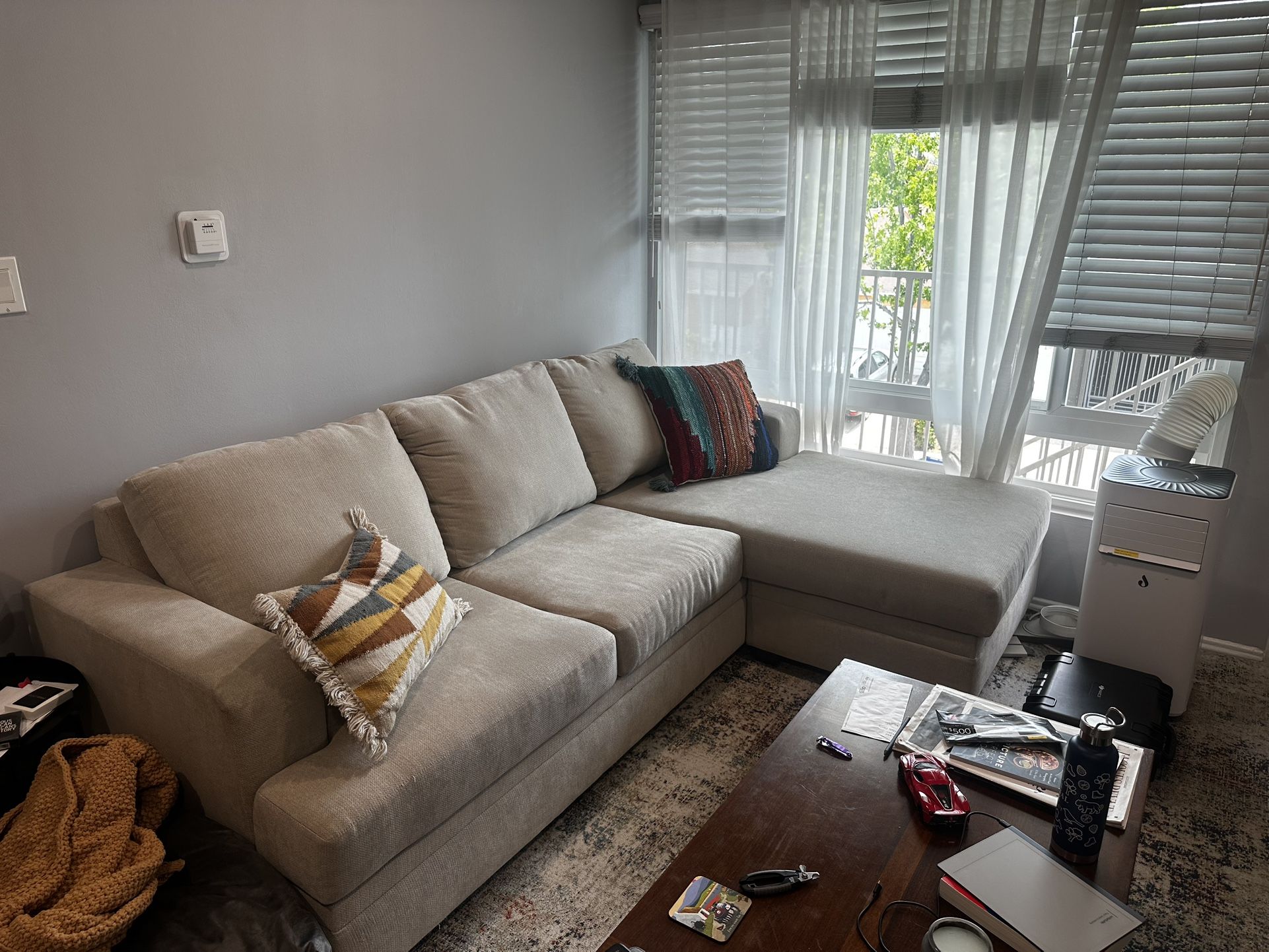 Pull Out Couch / Sofa With Chaise - Queen Size