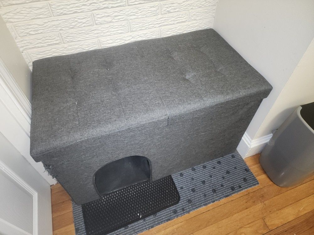 Litter Bench