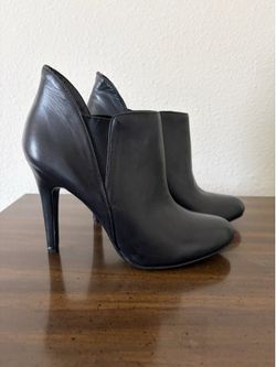 Womens BCBG Black Bootie, stiletto size 8.5
