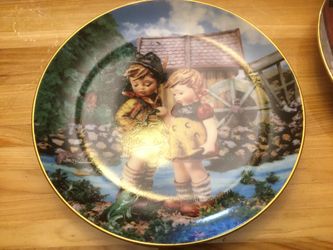 Danbury Mint Hummel plate