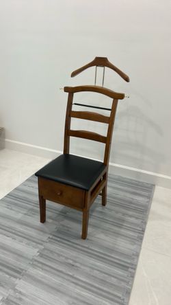Solid Wood Gentleman’s Valet Chair