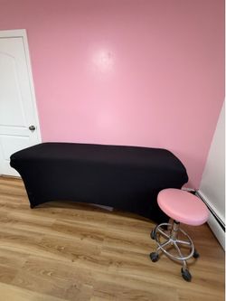 Massage/ Lash bed