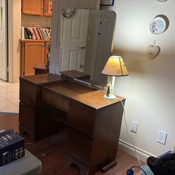 Dresser must pick up today!